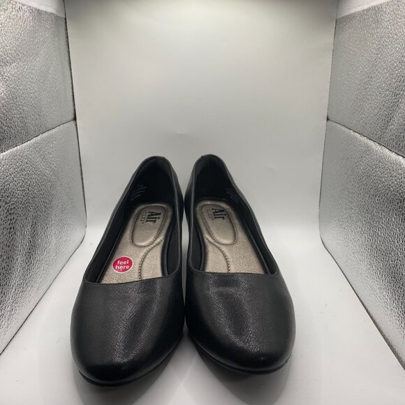 Description Tell shoppers about your listing by describing the Brand, Size, Colo - Picture 4 of 6